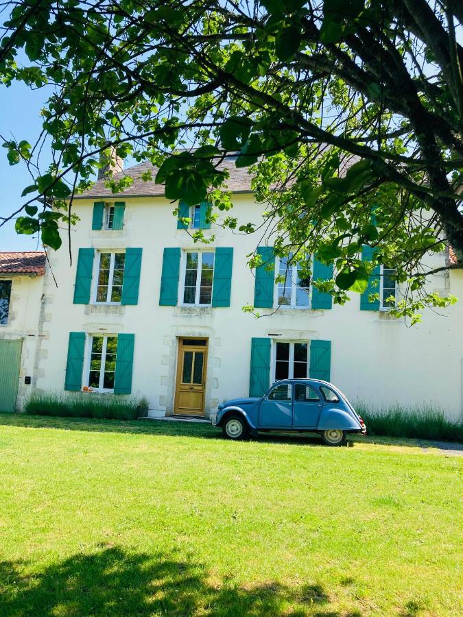 Bed and Breakfast Les Maisons Du Bonheur Château-Garnier Exteriér fotografie